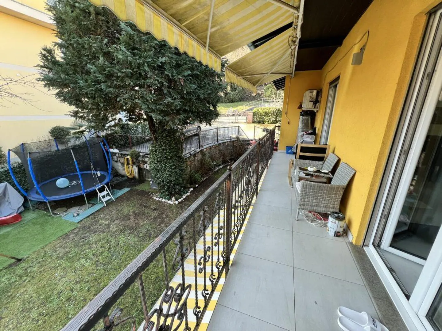 Maison uni-familiale de 3,5 + 3,5 pièces avec jardin - Photo 16 sur 28