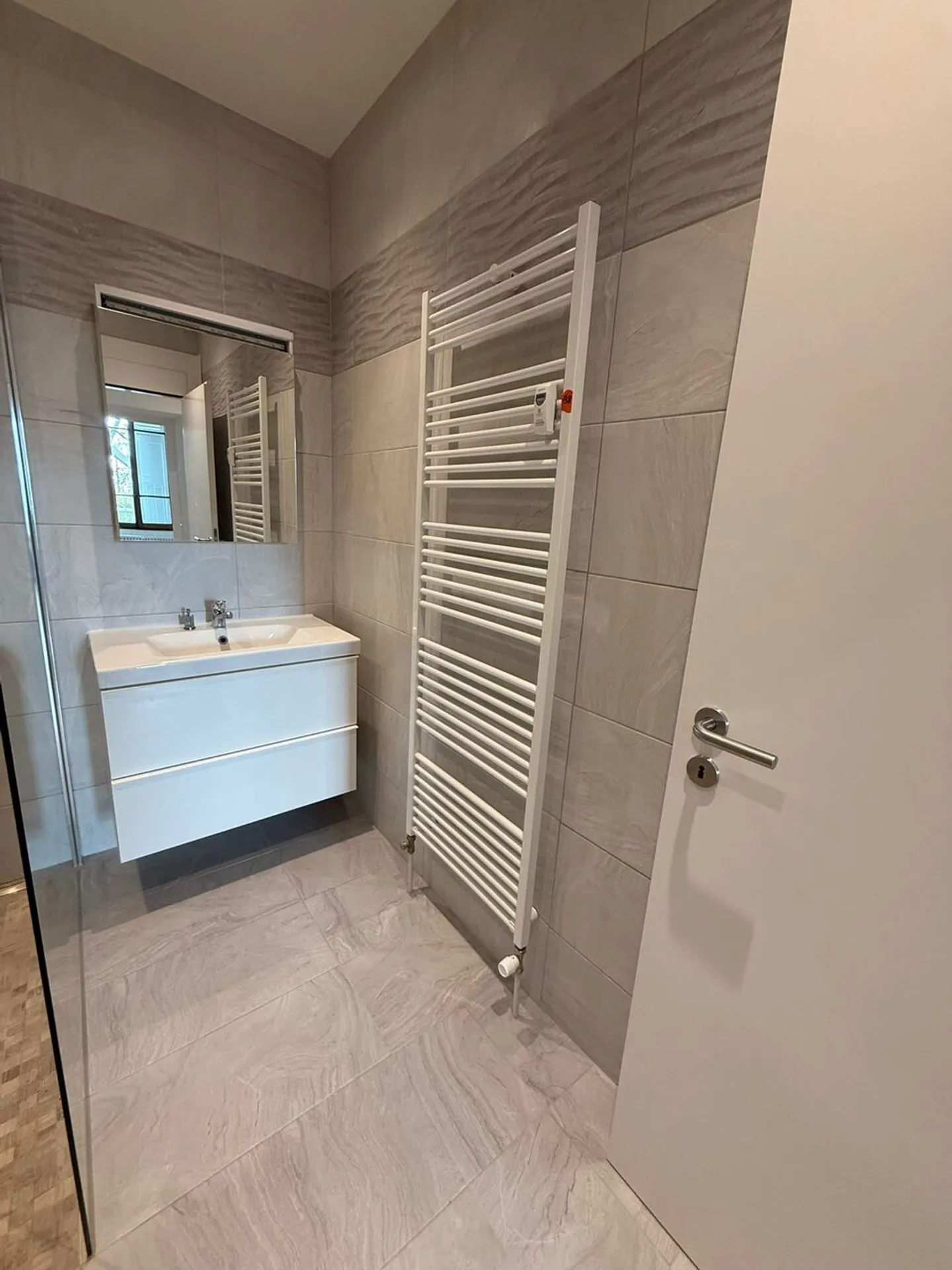 Appartement 3.5 pièces - 70m2 - Avenue de la Gare 22 - 1180 Rolle - Photo 7 sur 7