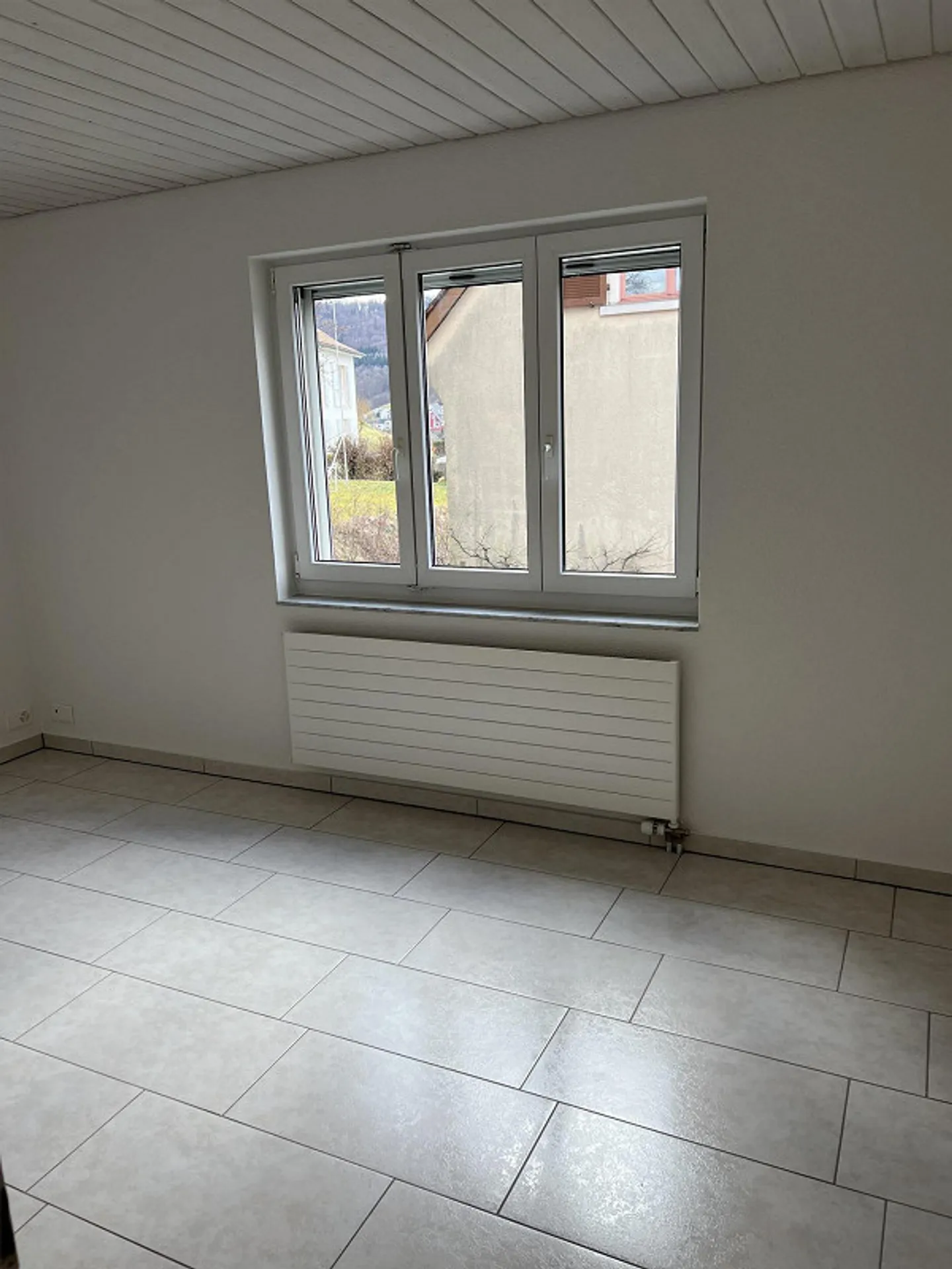 Sonnige 3.5 Zimmerwohnung - Foto 5 von 10