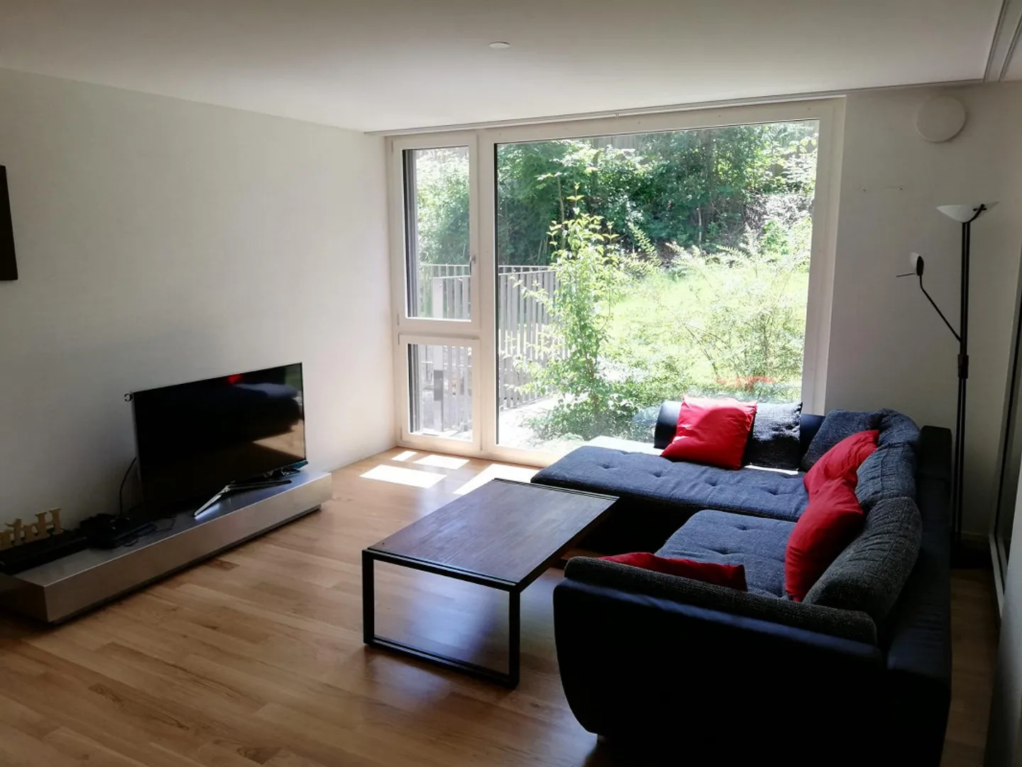 Magnifique appartement de jardin 4.5 pièces - Photo 4 sur 15