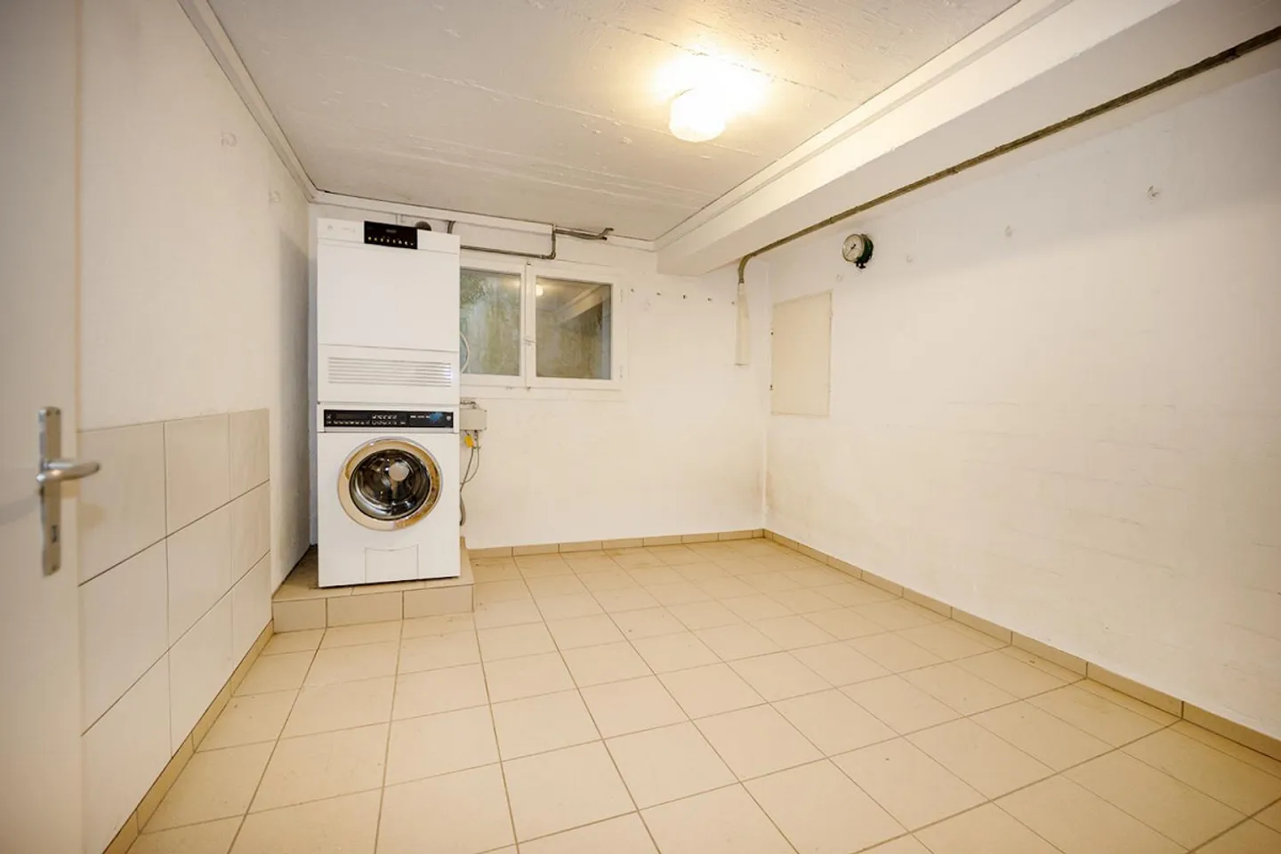 Maison individuelle dans un quartier résidentiel attrayant avec potentiel - Photo 13 sur 14