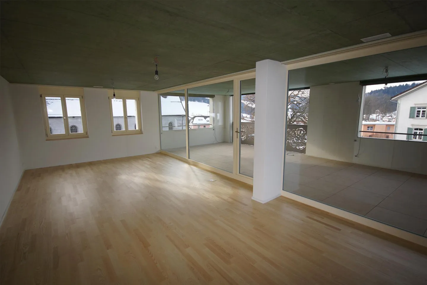 Appartamento 4.5 locali con grande terrazza - Foto 2 di 8