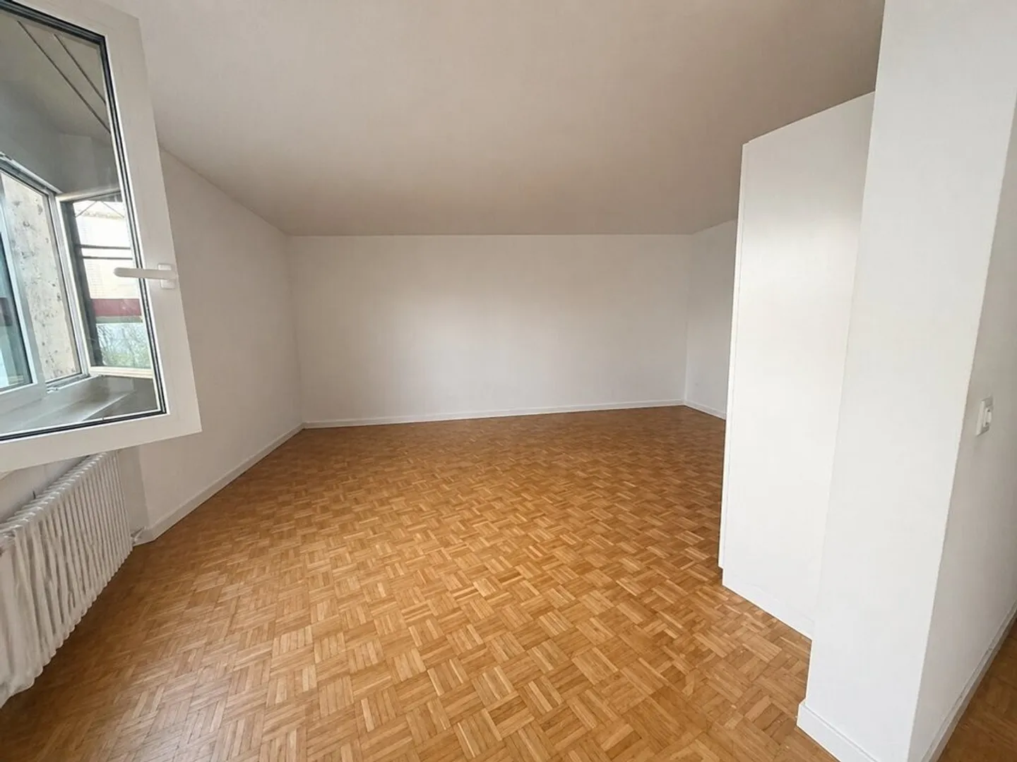 Studio Charmant dans Quartier Dynamique - Photo 2 sur 5