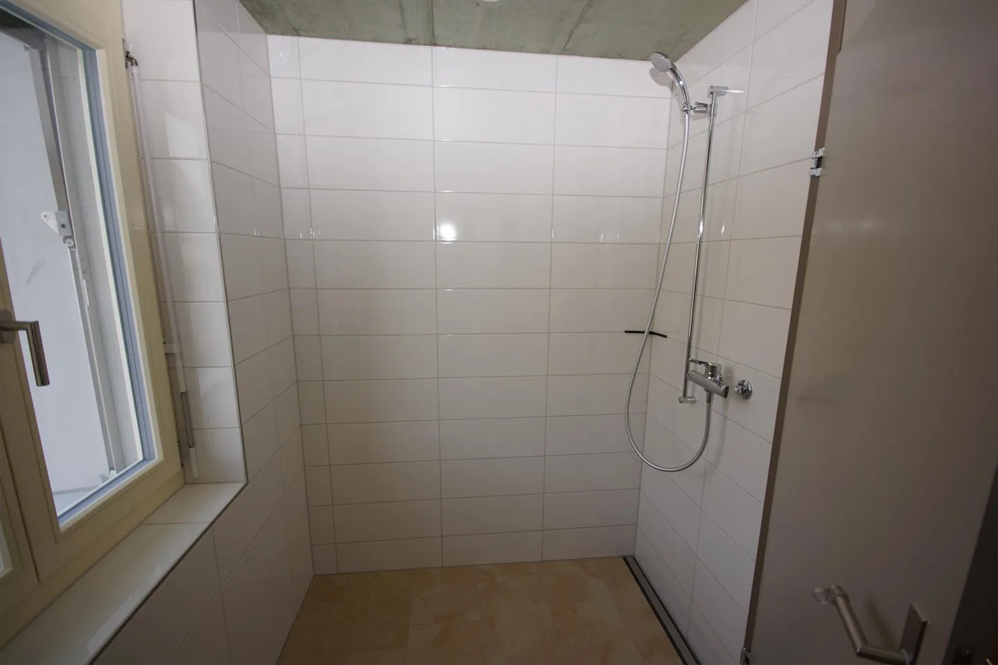 Appartamento 4.5 locali con grande terrazza - Foto 7 di 8