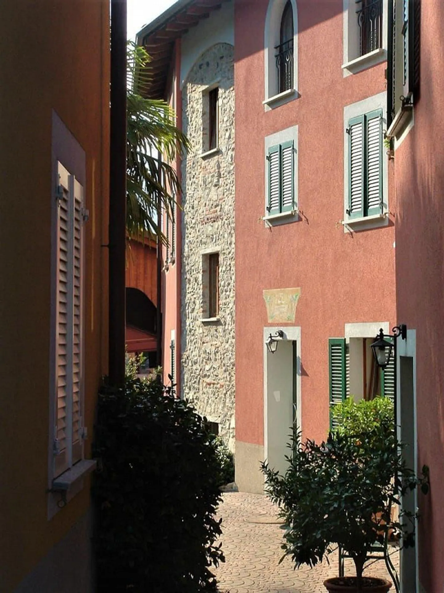 Appartement avec vue sur le lac dans une résidence exclusive - Photo 19 sur 19