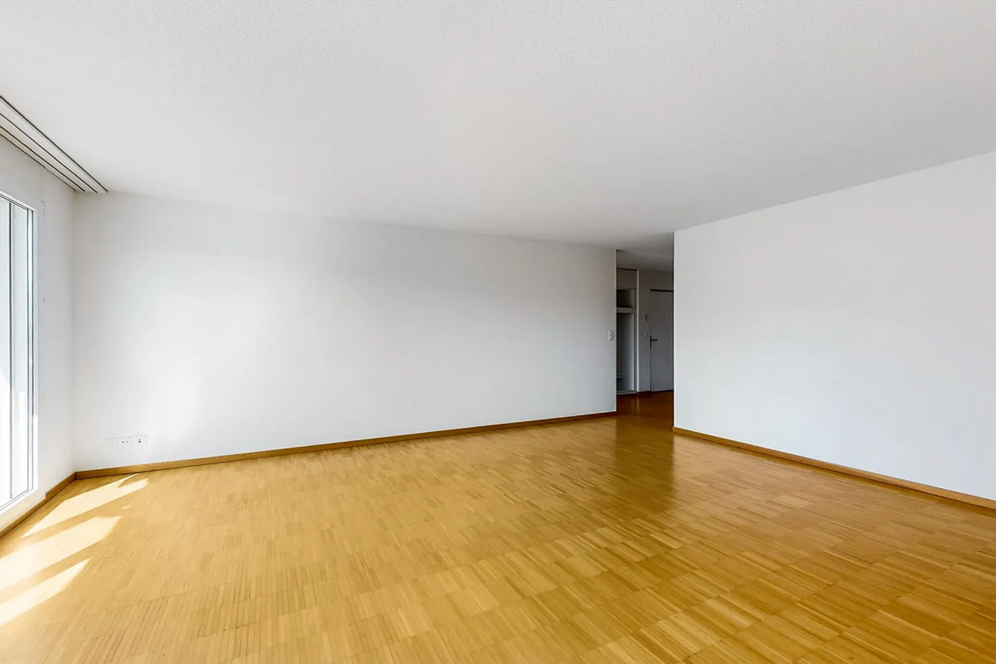 Family apartment in rural green development - Photo 4 of 9