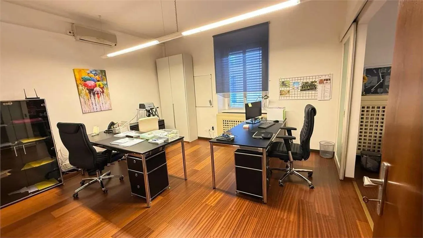 Ufficio Duplex Centrale a Chiasso - Foto 9 di 13