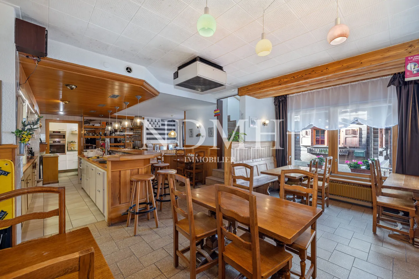 Au coeur du village - maison villageoise avec restaurant - Photo 3 sur 11