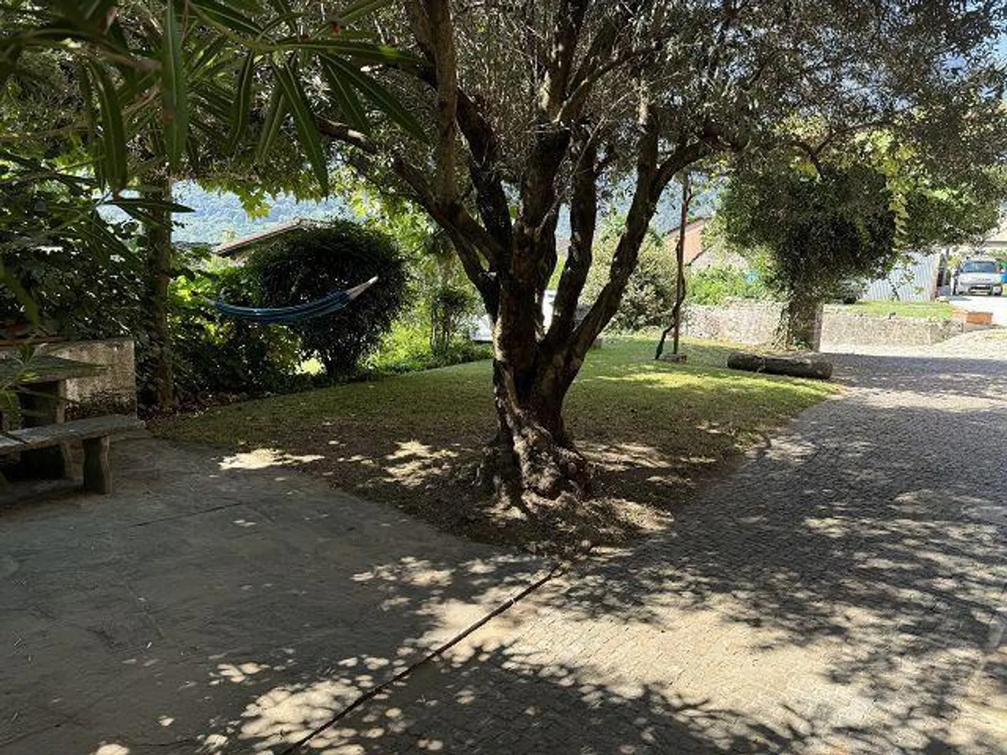 Charmante villa de 7,5 pièces à Claro - Photo 30 sur 40