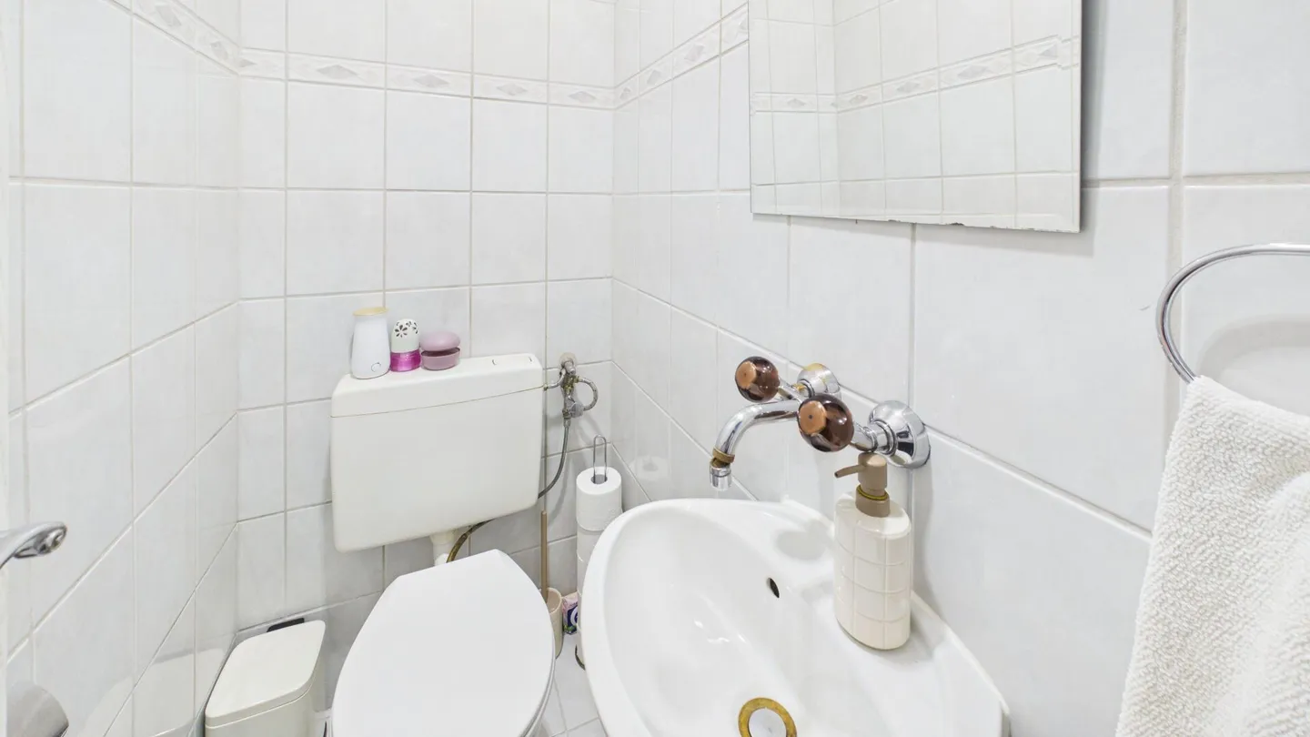 Helle 3.5-Zimmer-Wohnung in Dietikon - Foto 9 von 10