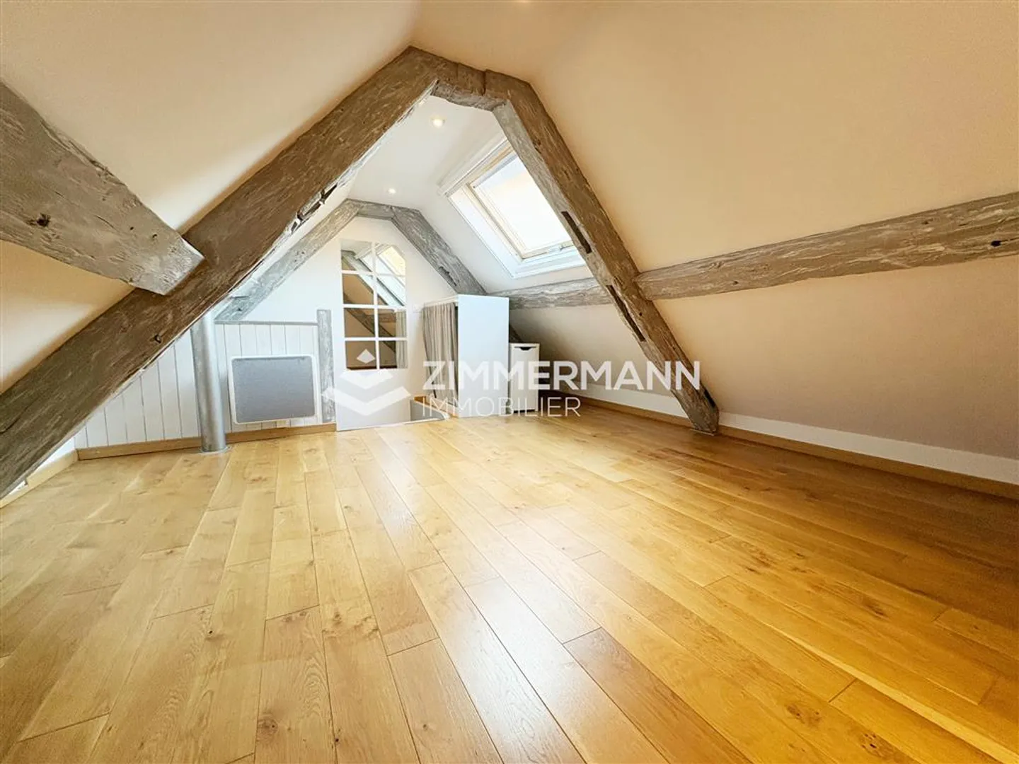 Triplex,2,52 - Photo 2 of 7