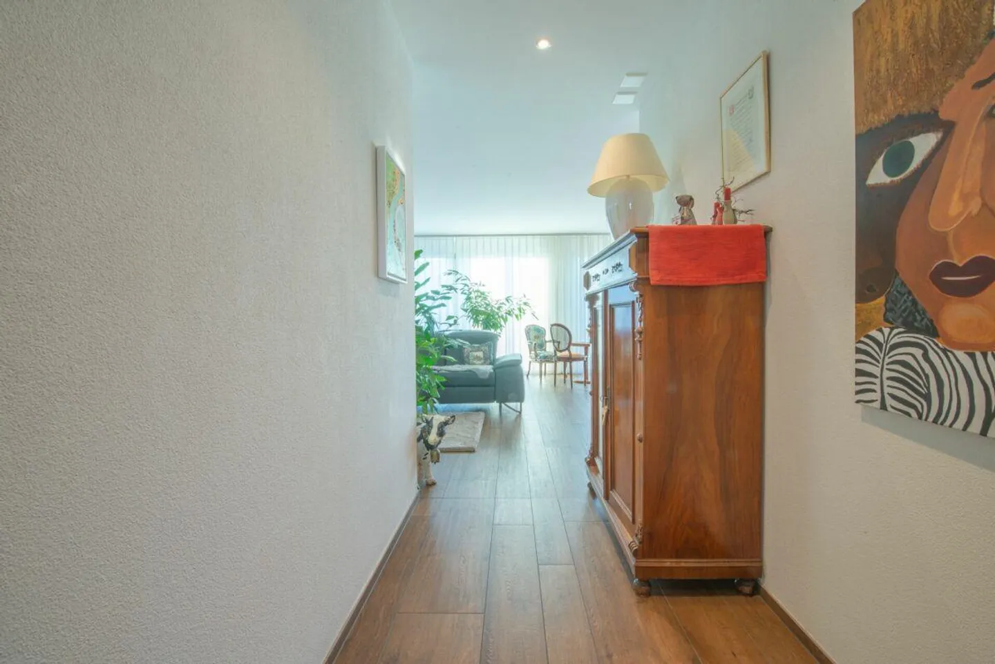 Appartement moderne de 4,5 pièces avec grand balcon - à quelques pas... - Photo 3 sur 16