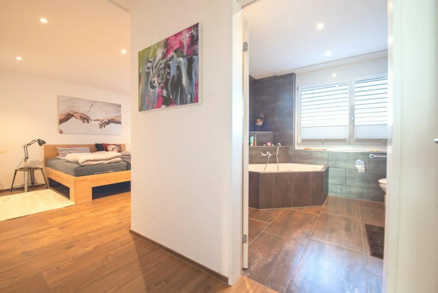 Appartement moderne de 4,5 pièces avec grand balcon - à quelques pas... - Photo 7 sur 16