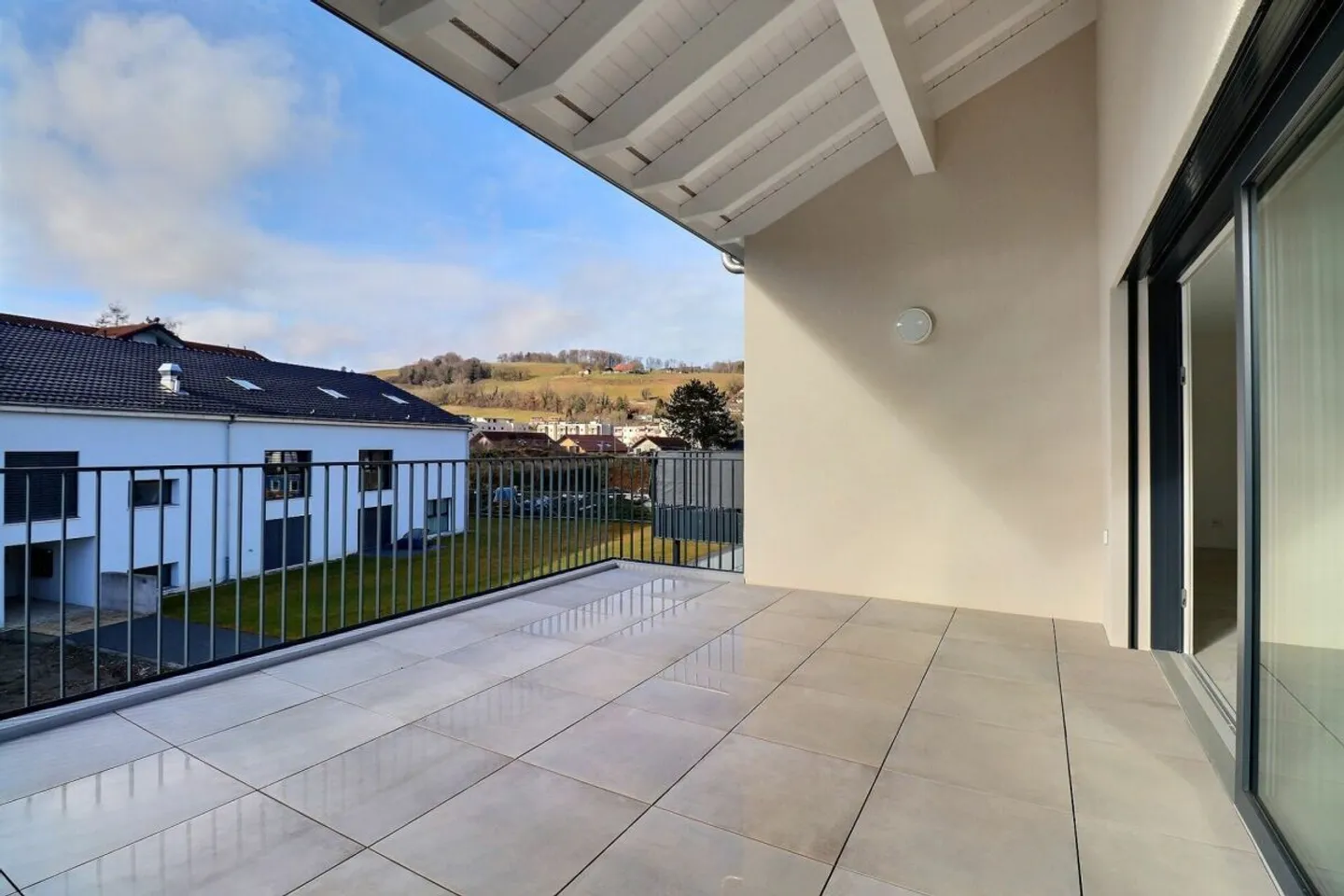 3.5 room apartment available in the attic - Photo 10 of 14