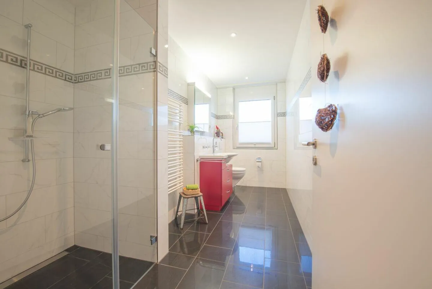 Appartement moderne de 4,5 pièces avec grand balcon - à quelques pas... - Photo 13 sur 16