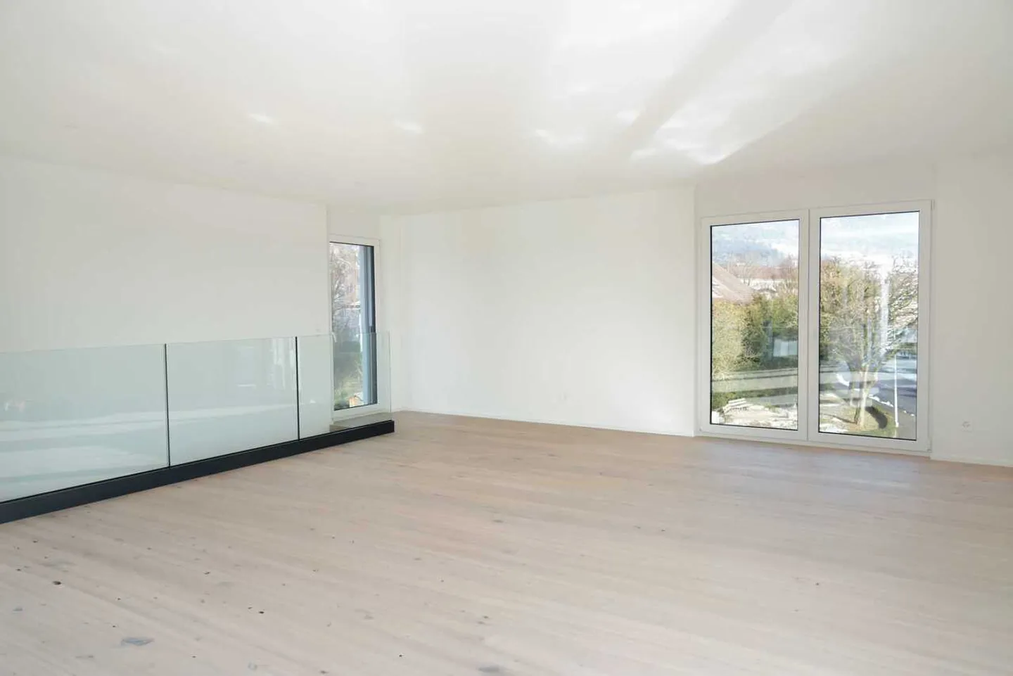 Moderne Maisonette mit Terrasse - Foto 5 von 12