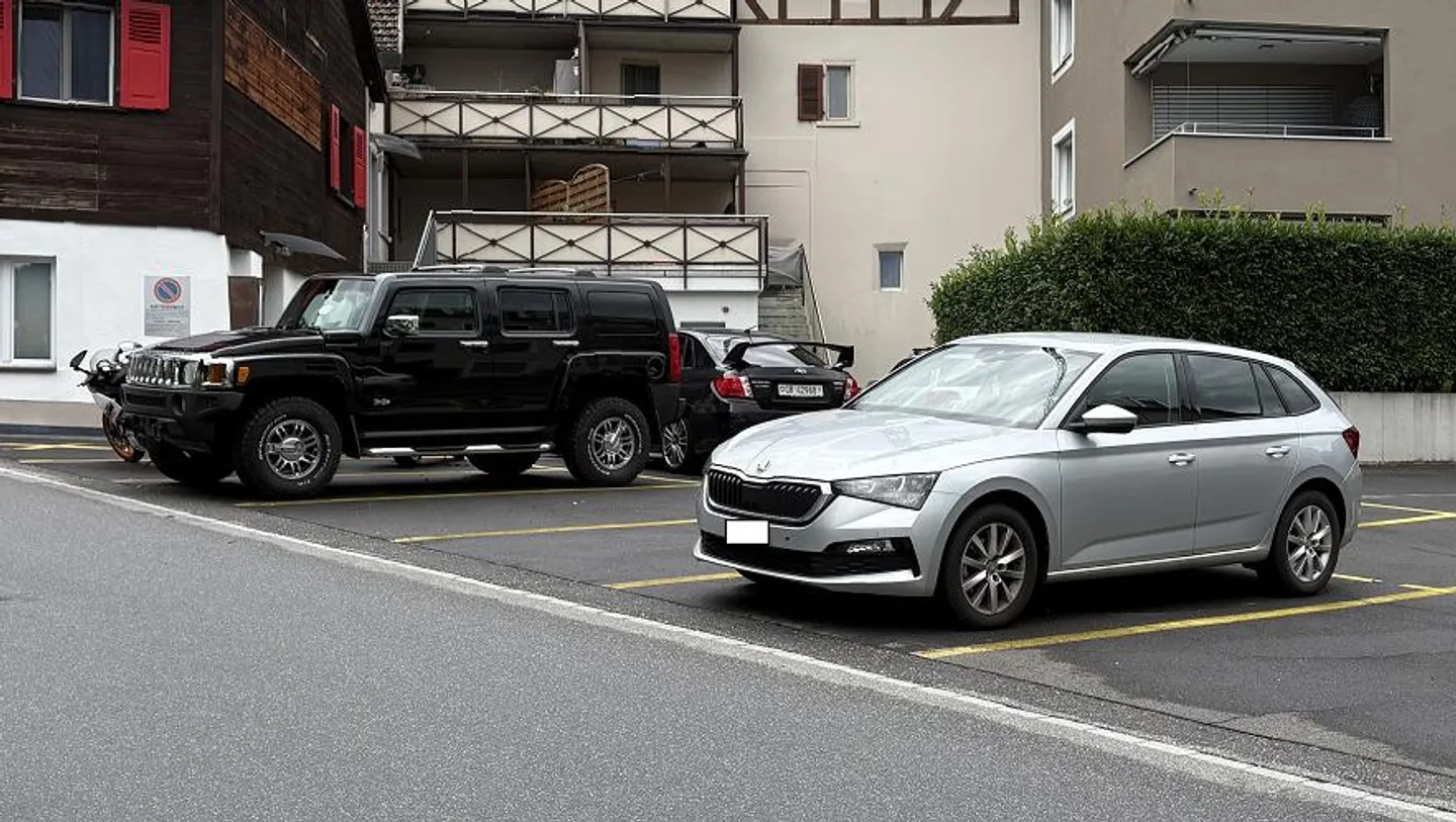 Parking extérieur - Photo 1 sur 2