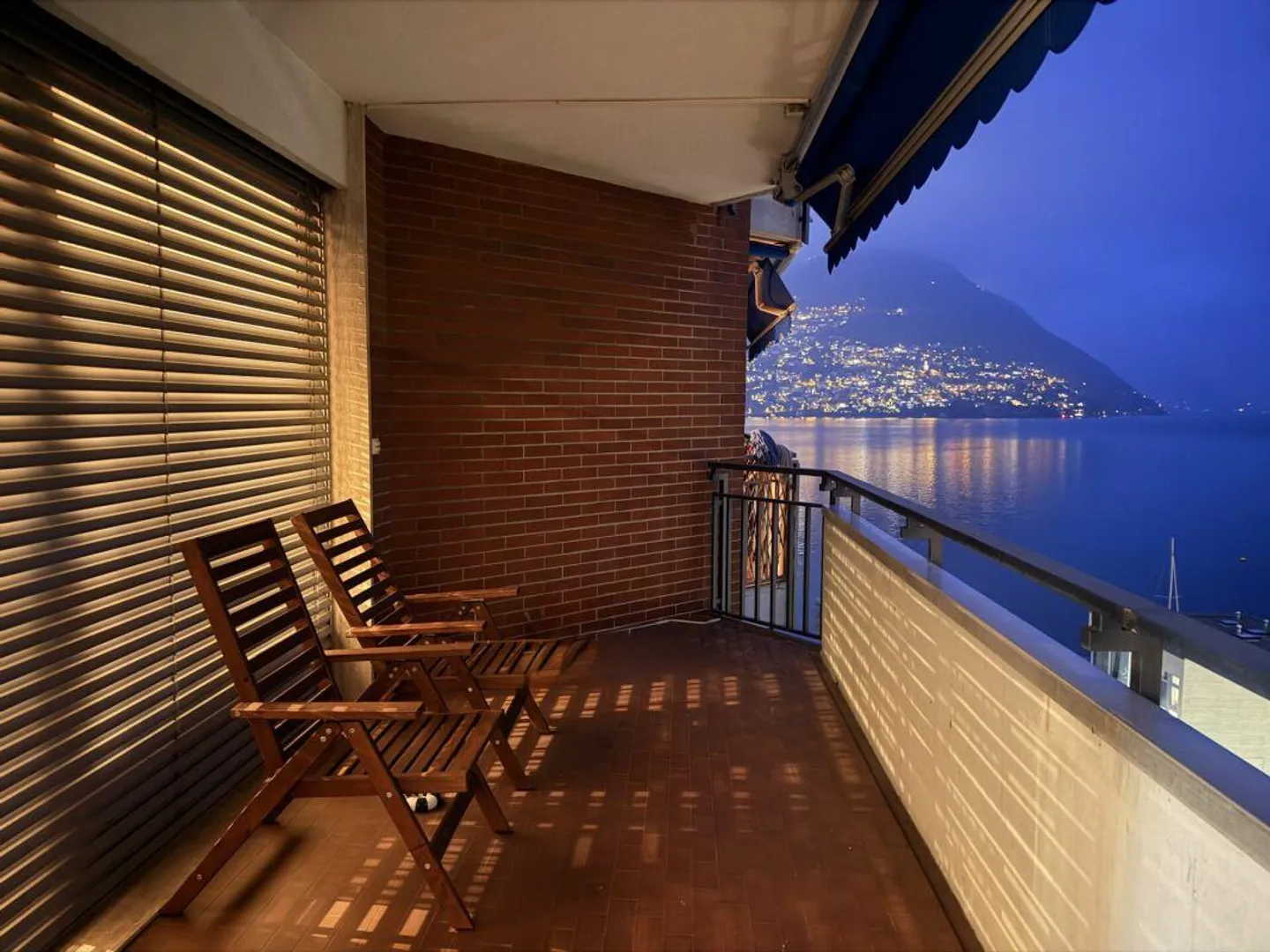 PARADISO · RENOVIERTES UND MÖBLIERTES 2,5-ZIMMER-APARTMENT · SEEBLICK AN EINEM AUSGEZEICHNETEN ORT - Foto 1 von 18