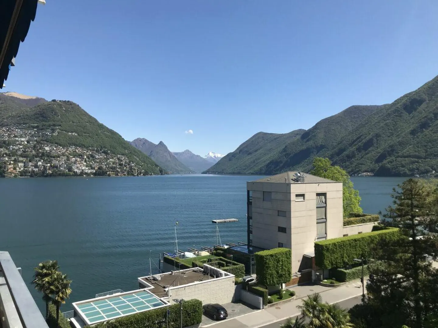 PARADISO · RENOVIERTES UND MÖBLIERTES 2,5-ZIMMER-APARTMENT · SEEBLICK AN EINEM AUSGEZEICHNETEN ORT - Foto 10 von 18