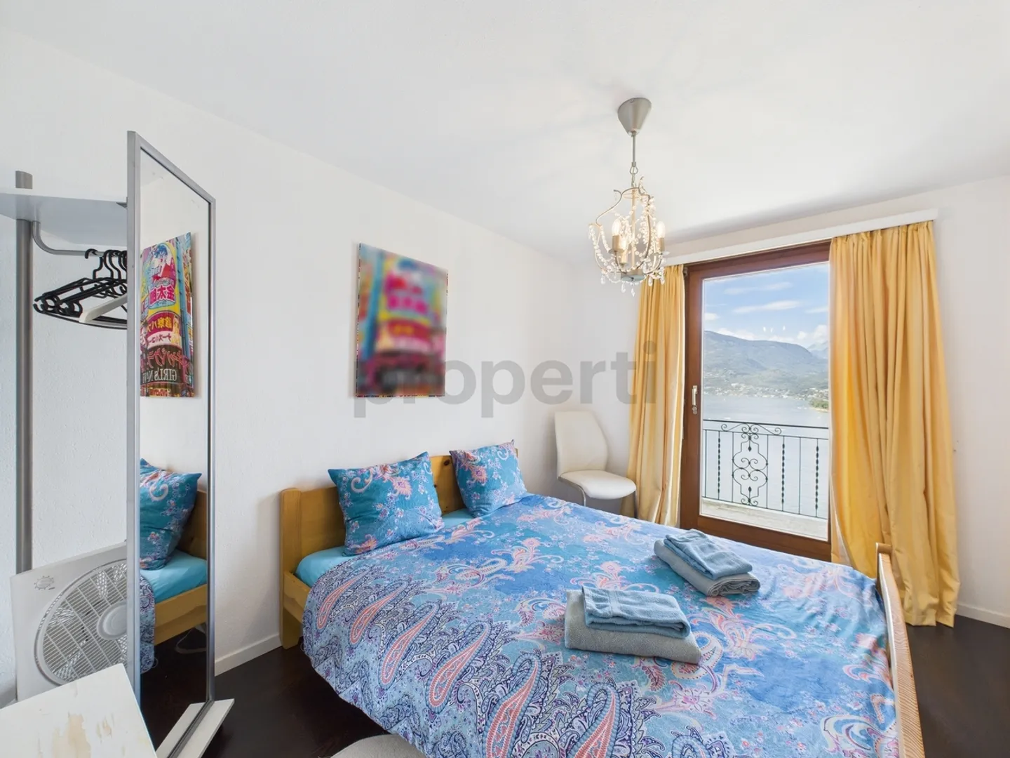 Charming villa with guest apartment and panoramic view of Lake Maggiore - Photo 7 of 13