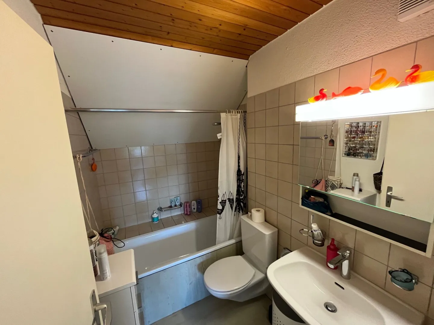 Helle Familienwohnung Nähe Autobahn - Foto 3 von 6