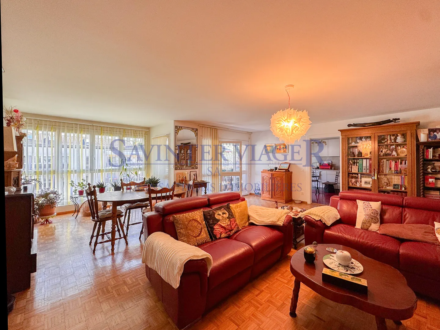 Beautiful apartment in occupied life annuity in a preserved environment - Photo 2 of 10