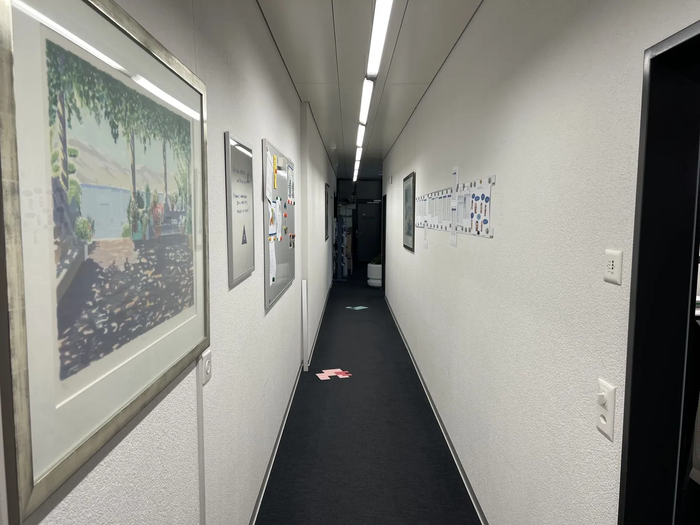 Ufficio, magazzino e spazi commerciali in affitto - Layout flessibile e opzioni di utilizzo versatili - Foto 8 di 11
