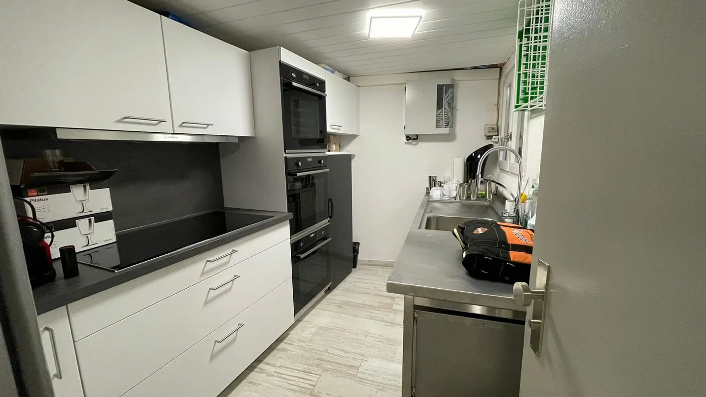 Bijou dans un emplacement central à Kleinbasel. "Airbnb, penthouse ... - Photo 44 sur 45