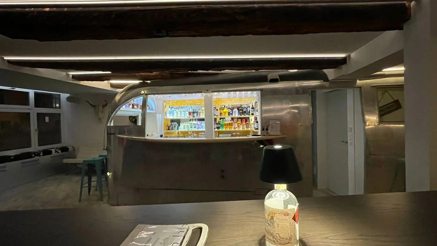 Bijou dans un emplacement central à Kleinbasel. "Airbnb, penthouse ... - Photo 45 sur 45
