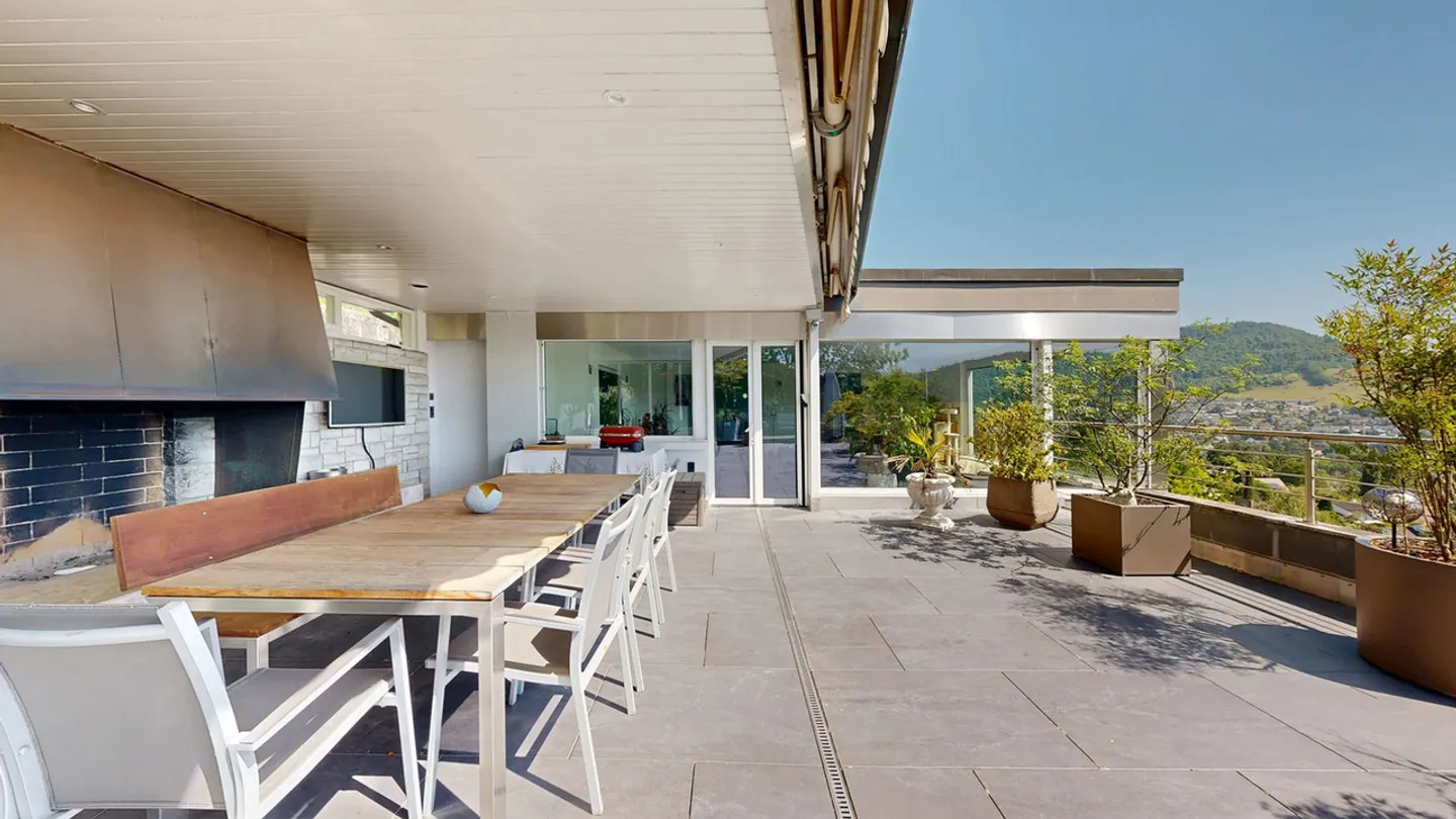 Exclusive 5.5-room single-family house with breathtaking panoramic views - Photo 3 of 35