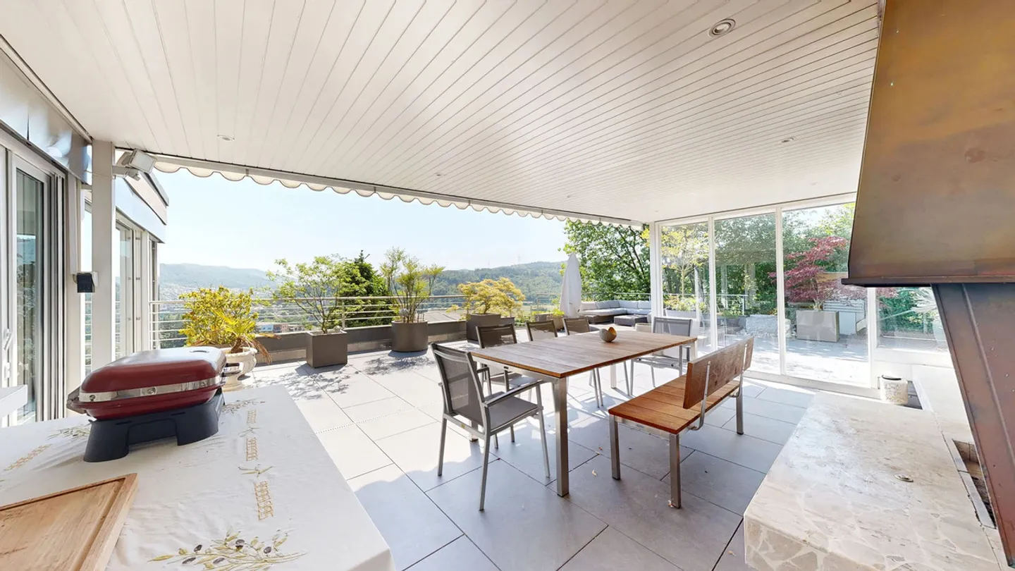 Exclusive 5.5-room single-family house with breathtaking panoramic views - Photo 4 of 35
