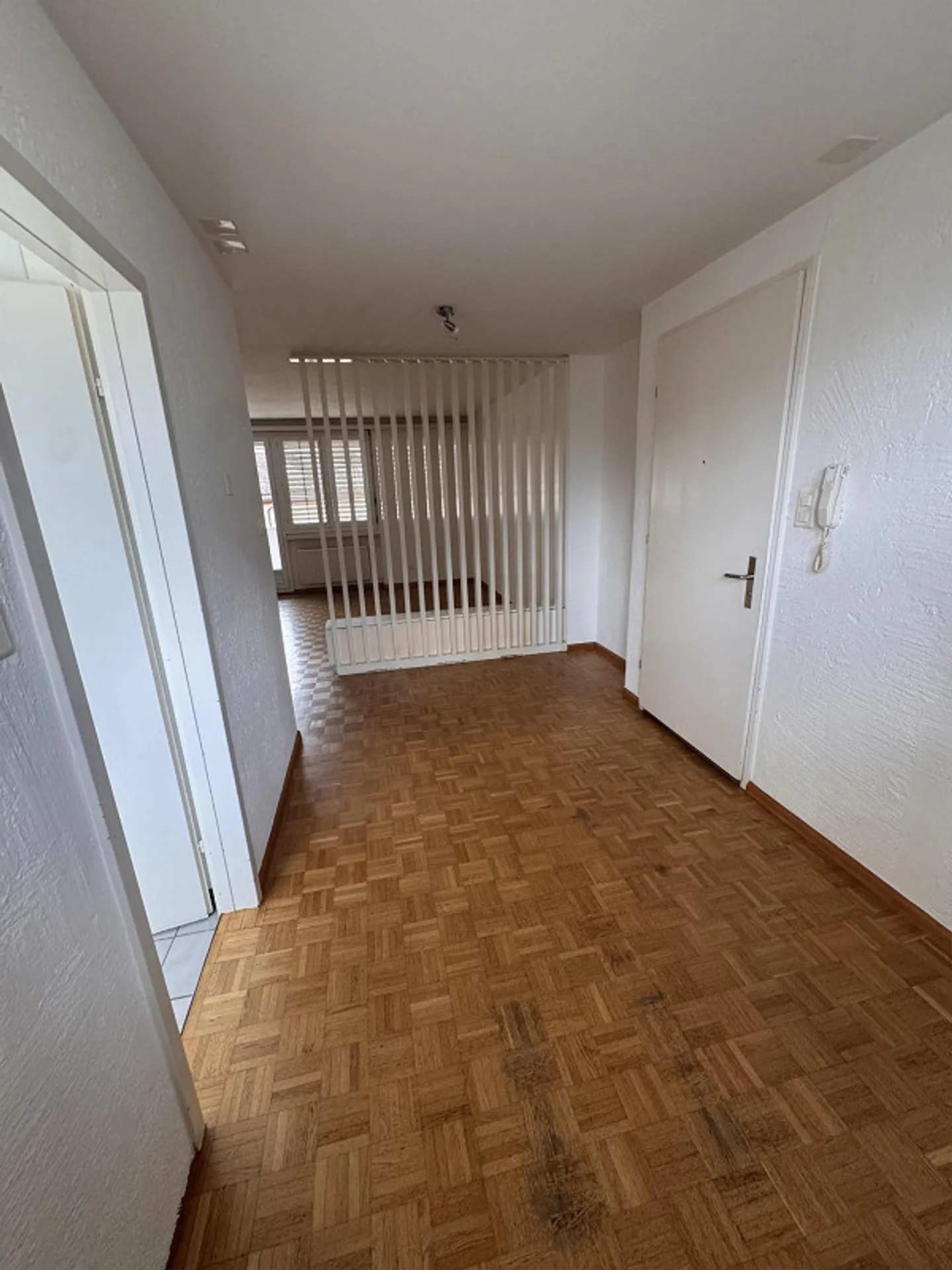 Grande appartement de 3,5 pièces - Photo 4 sur 15