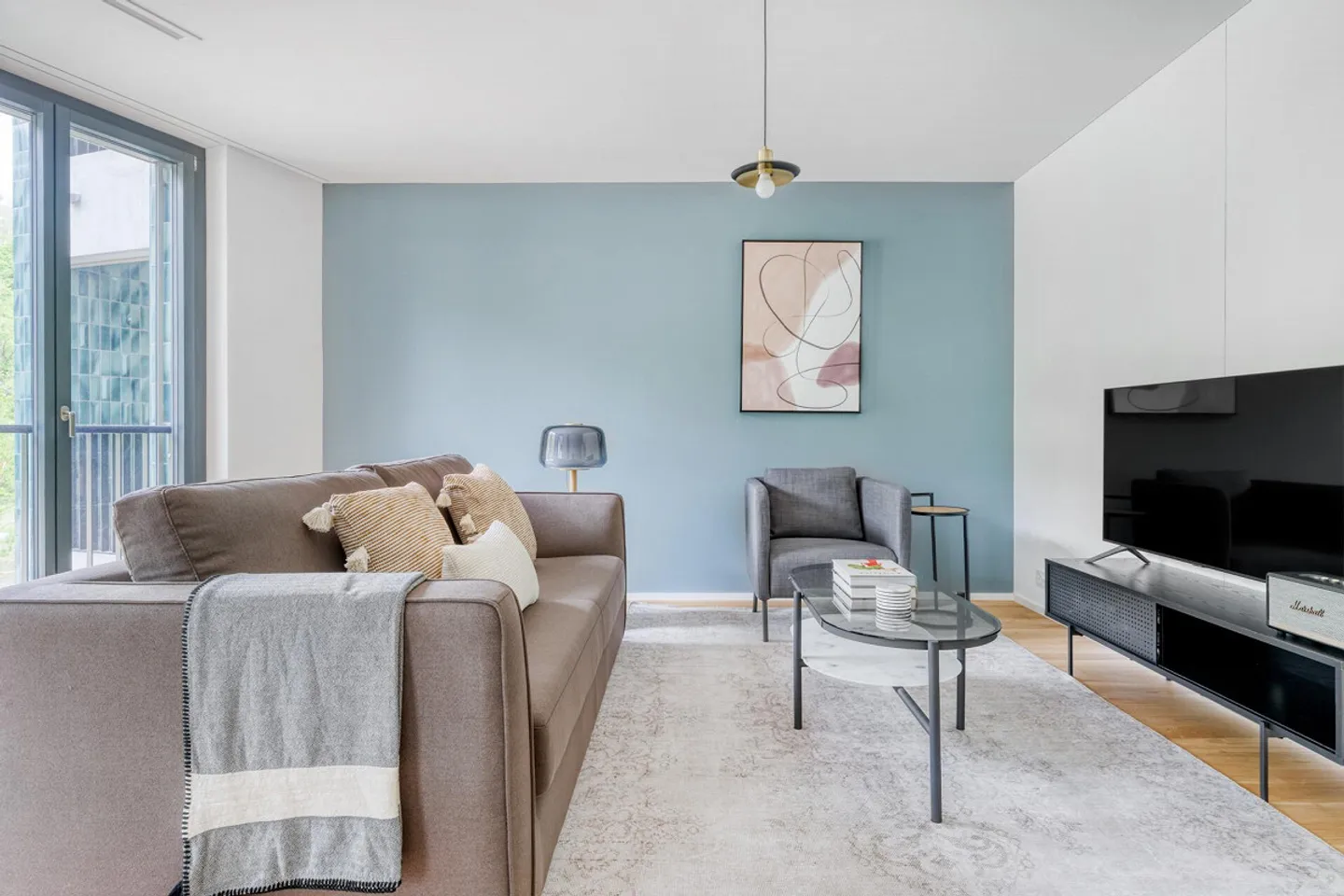 Modern 4.5-room apartment by the beautiful Sihl in District 2 - Photo 2 of 14