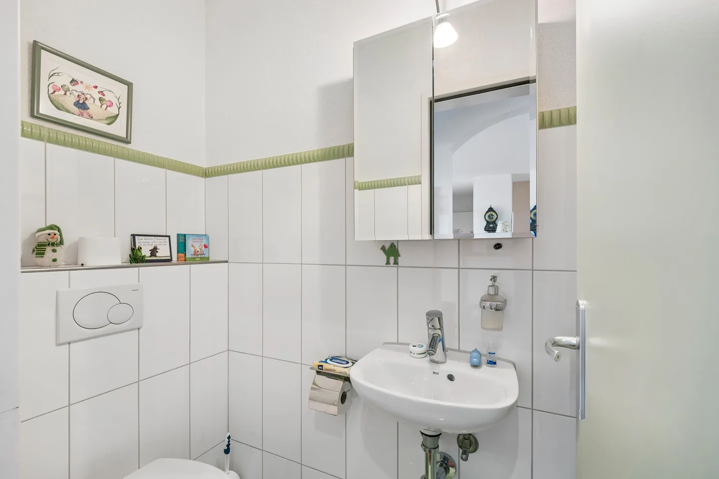 Spacious 3.5-Room Apartment - Photo 6 of 12