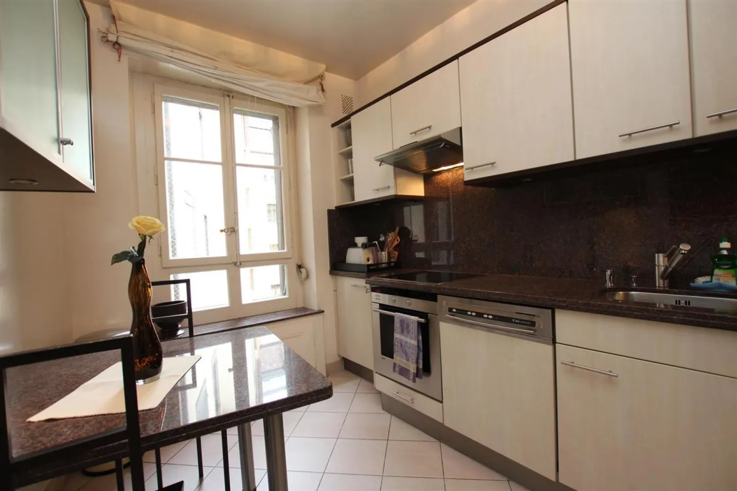 Appartamento arredato 2.5 stanze - Foto 2 di 5