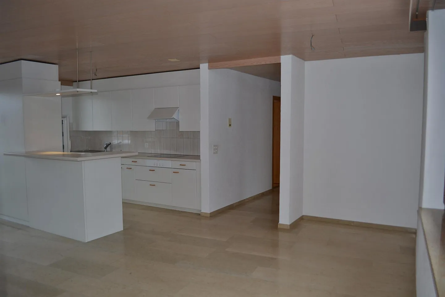 Attractive 4.5-room apartment in Fahrwangen - Photo 3 of 4