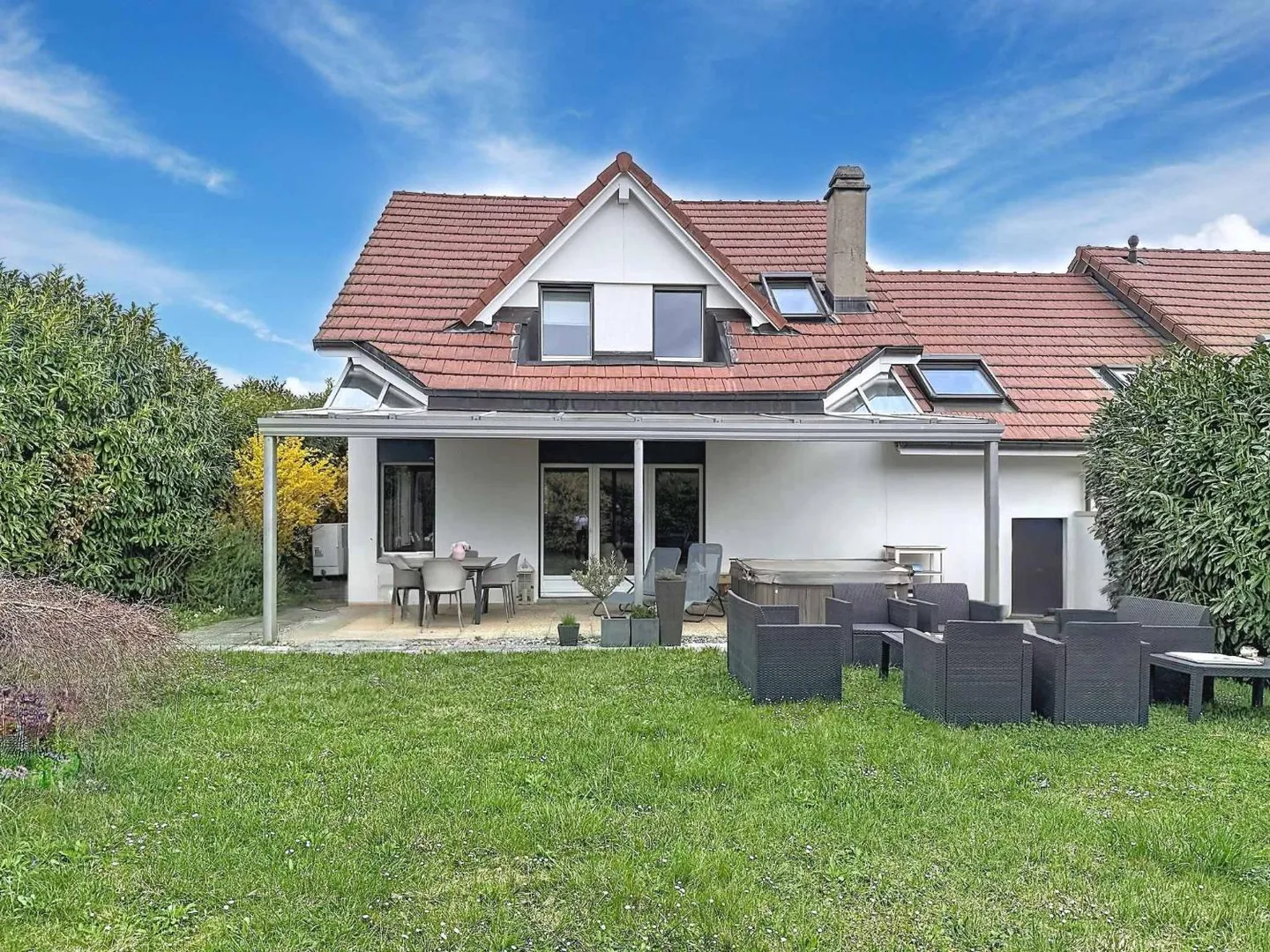 Charmante Villa Jumelée - Photo 1 sur 13