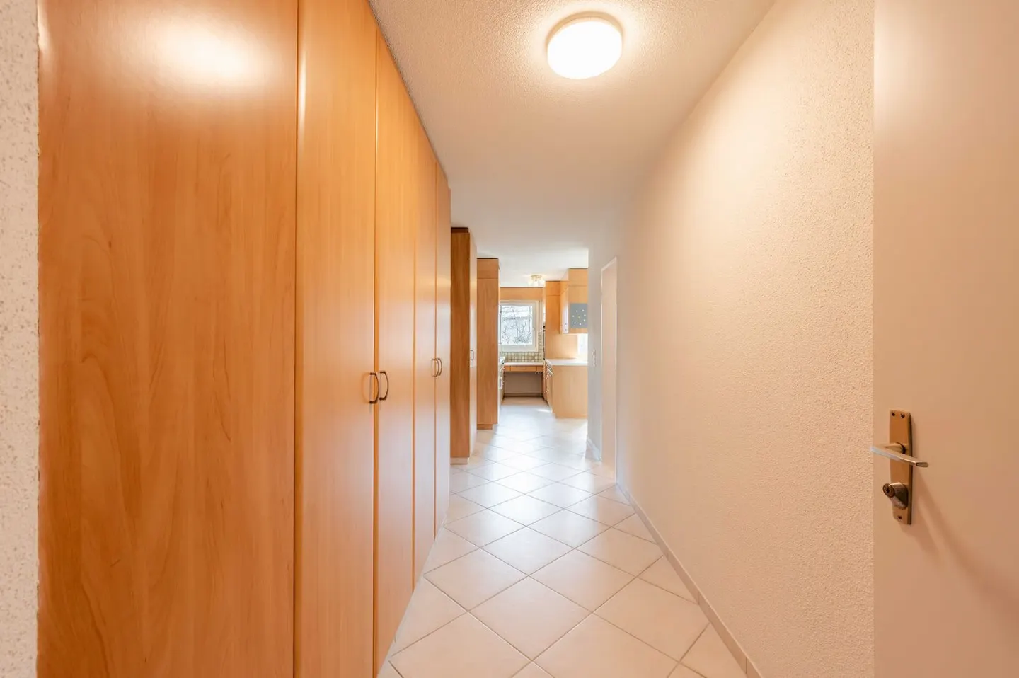 Appartement lumineux de 4,5 pièces avec beaucoup d'extras - Photo 4 sur 12