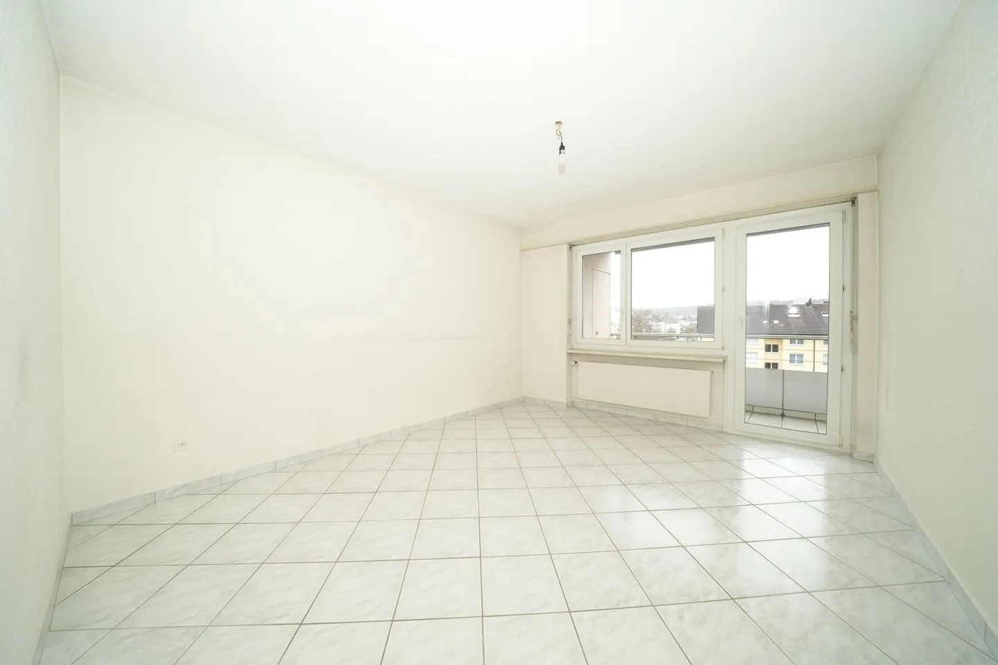 Appartement confortable avec grand balcon dans un emplacement calme - Photo 6 sur 9