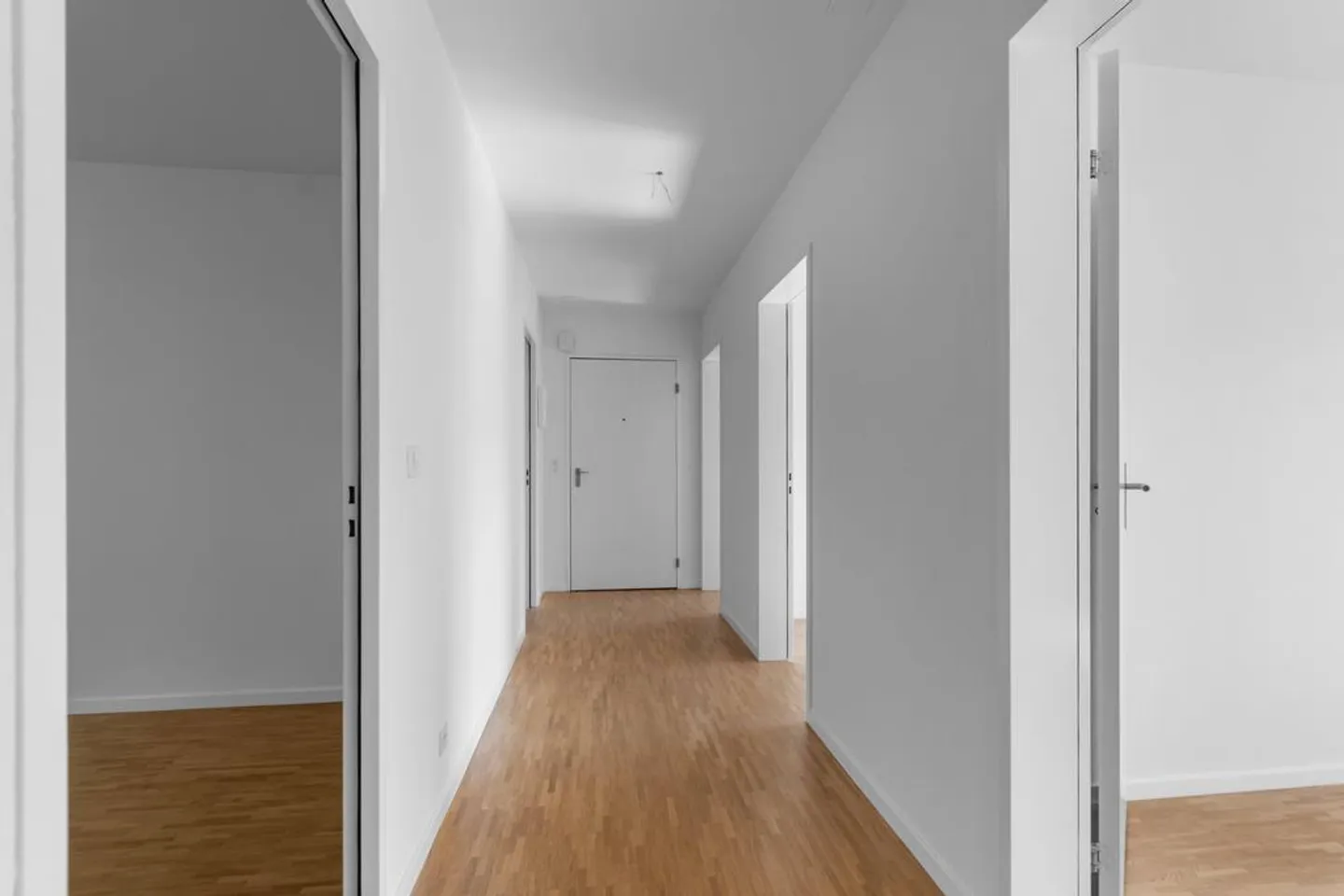 SUMMER PROMOTION - Bright 4.5-room apartment in a quiet residential area! - Photo 7 of 11