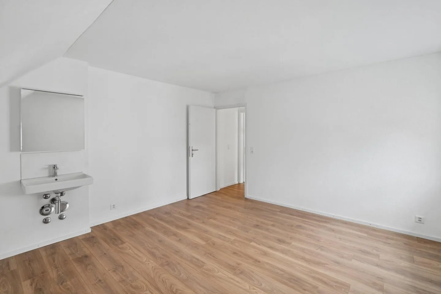 Living at the highest level: Dreamlike 4.5-room maisonette - Photo 6 of 10