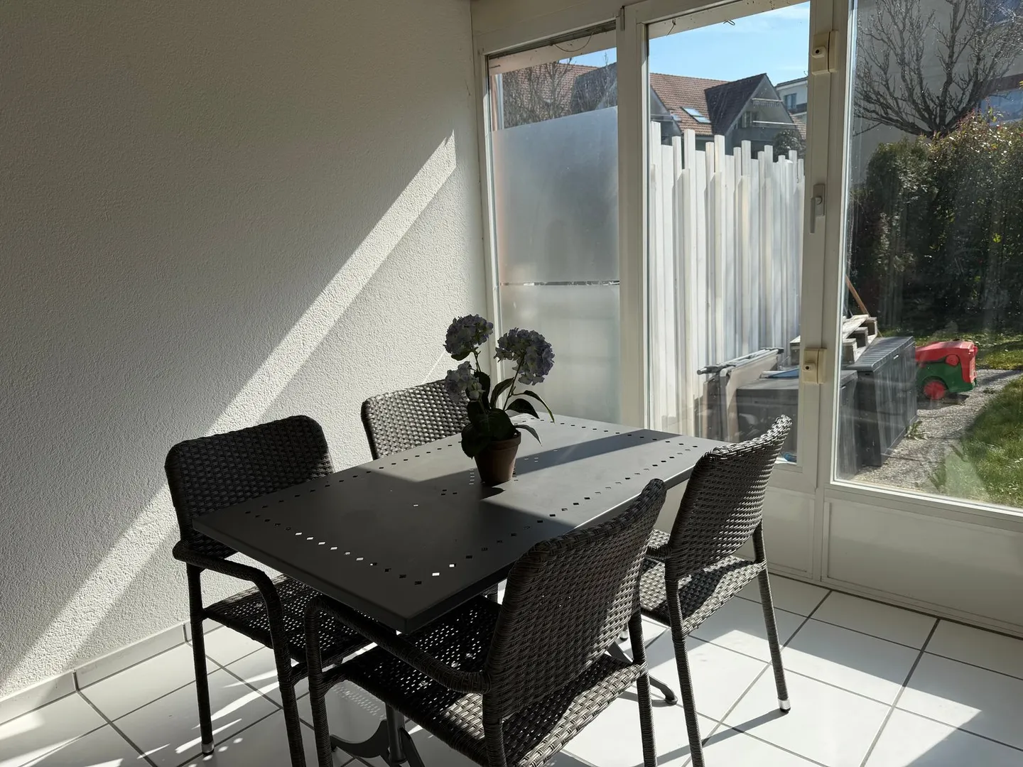 Maison de ville spacieuse de 5,5 pièces - Photo 5 sur 16