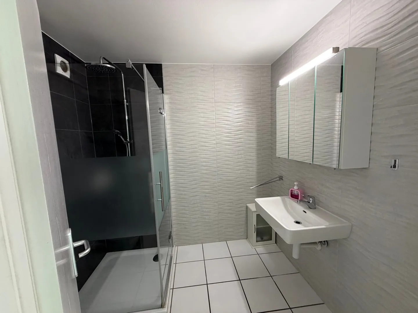 Maison de ville spacieuse de 5,5 pièces - Photo 12 sur 16