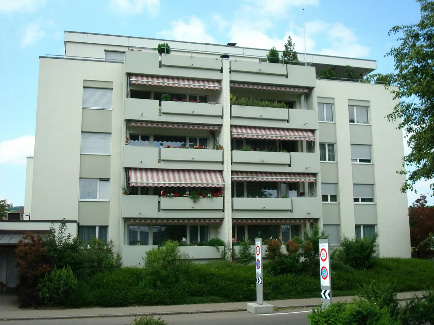 Appartamento 3,5 locali con cabina armadio - Foto 2 di 8