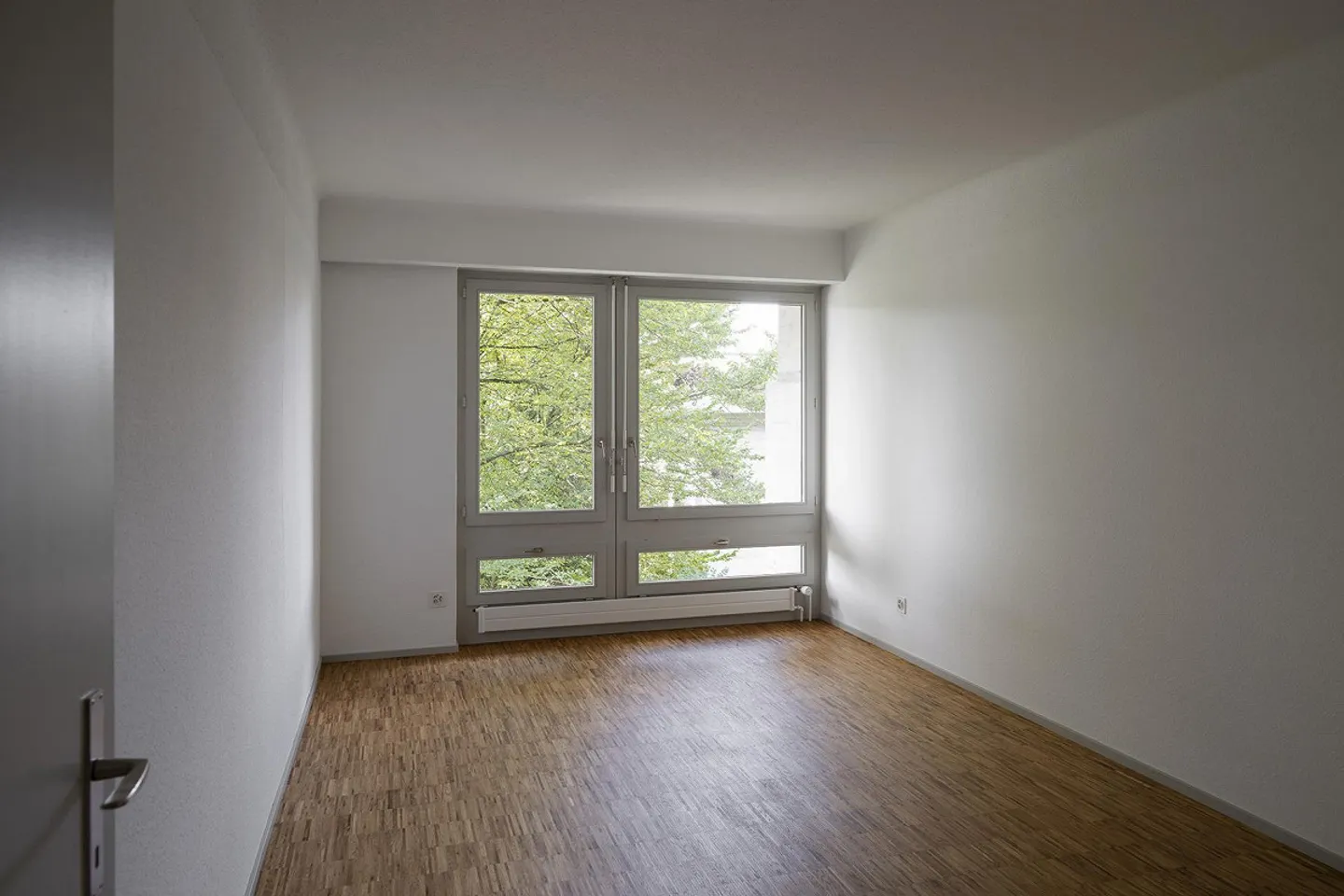 Esclusivo appartamento attico di 3,5 locali con oltre 200 m² di terrazza sul tetto - Foto 11 di 18