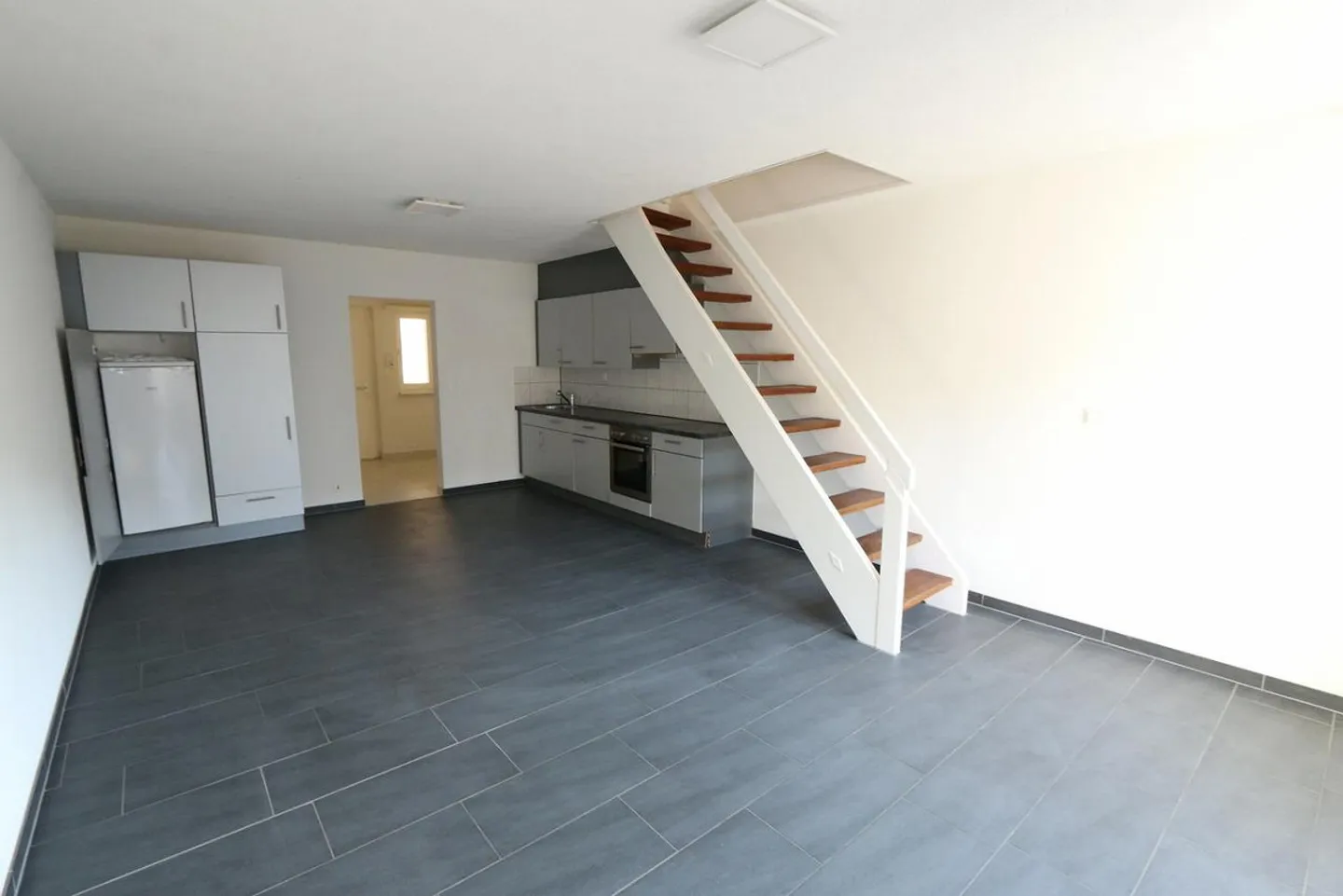 Maisonette apartment with a view of greenery - Photo 1 of 4