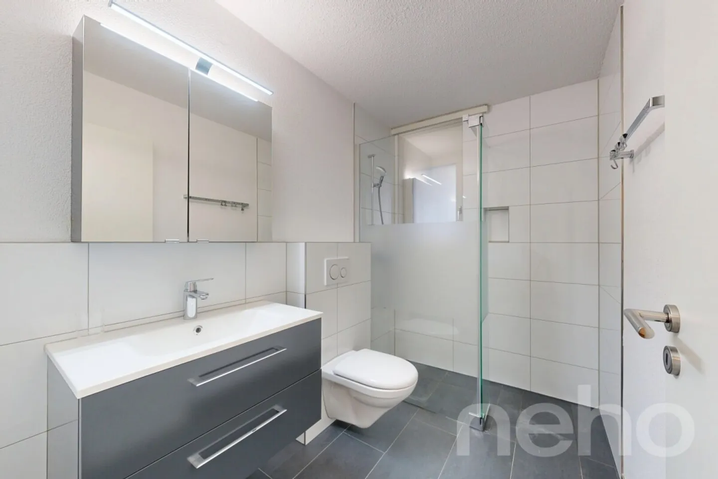 Geräumiges Einfamilienhaus mit Einliegerwohnung - Foto 10 von 12