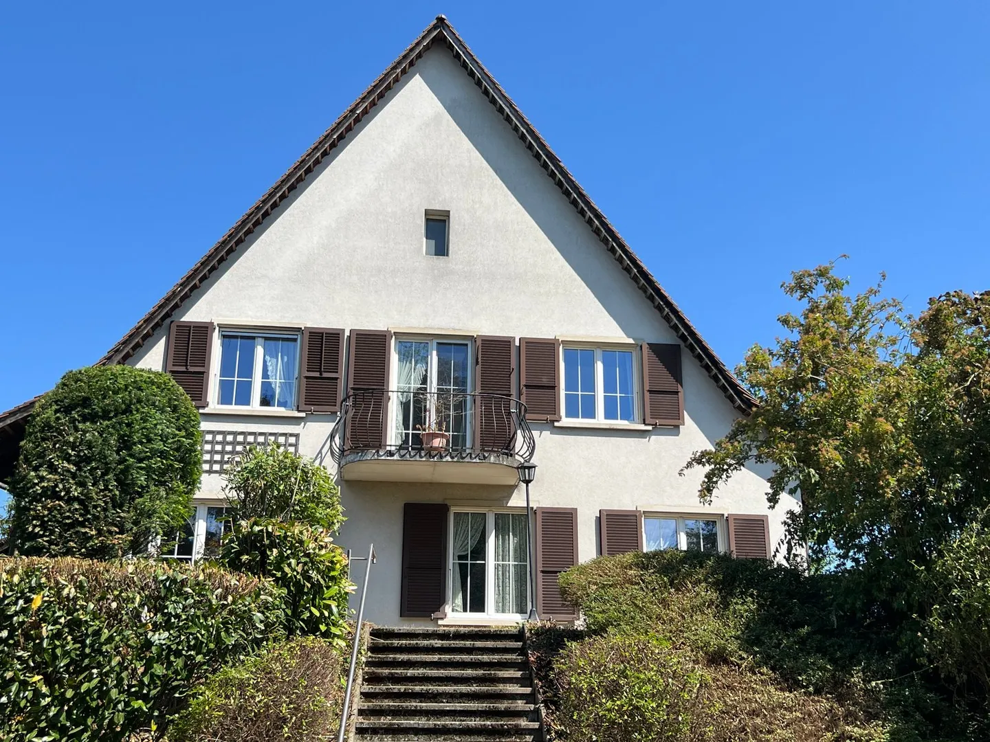 Geräumiges Familienhaus in Täuffelen - Foto 1 von 24