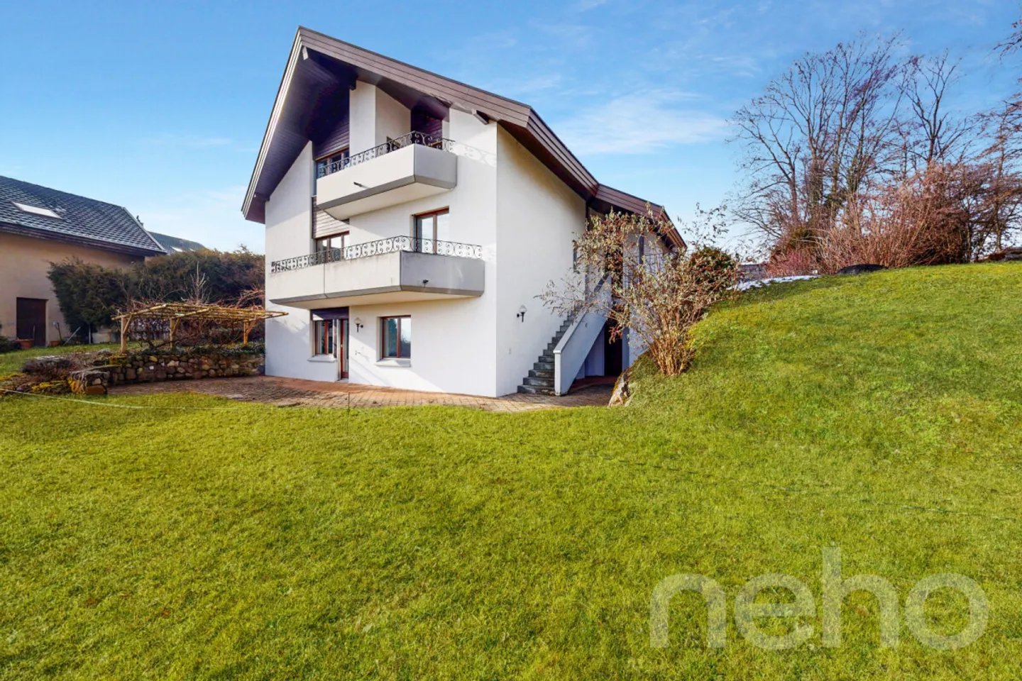 Geräumiges Einfamilienhaus mit Einliegerwohnung - Foto 1 von 12