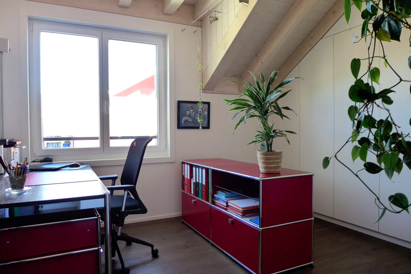 Neuwertige Dachwohnung mit Galerie - Foto 12 von 13